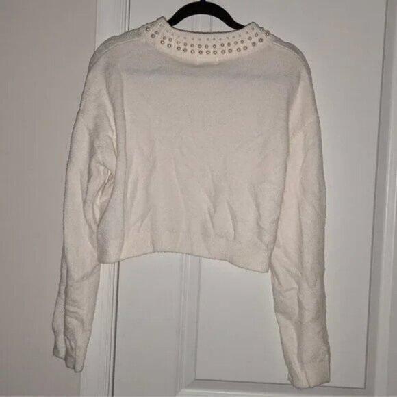*3 FOR $9* H&M Long Sleeve Ivory Pearl Embellished Neck Wool Blend Crop Sweater - Picture 3 of 3